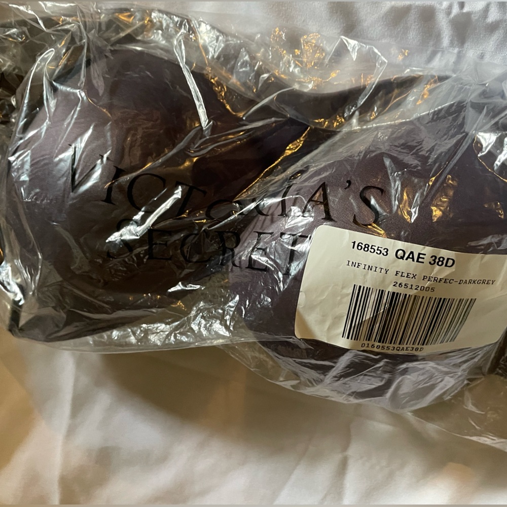 BNIB Victoria Secret Bra